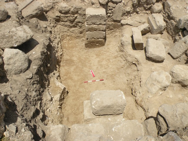 Fig. 3. Floor F007 in T1/1 viewed from the south (image by Mariusz Burdajewicz).