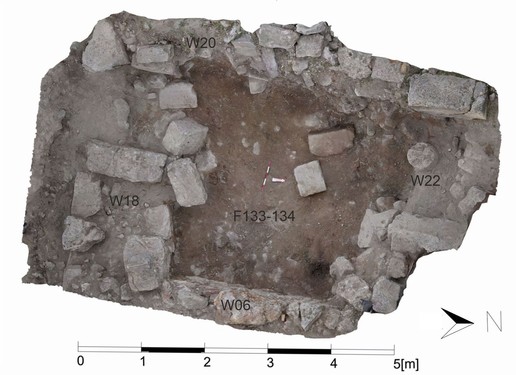 Fig. 4. Trench T1/3-W: the latest Mamluk occupation phase (orthophoto by Adel Wojtek Oubraham).